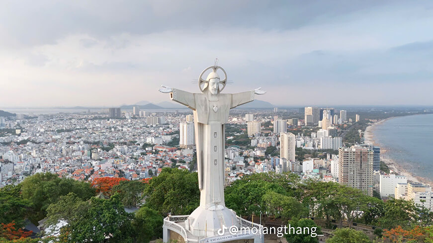 Bí Quyết du lịch Bãi Sau Vũng Tàu &#8211; Biểu Tượng Mới Tháp Tam Thắng 2025